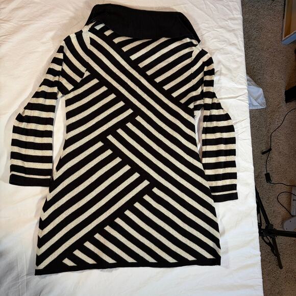 WHBM Women’s sweater tunic length black/cream/gold sparkle stripe. Size L. - Picture 6 of 7